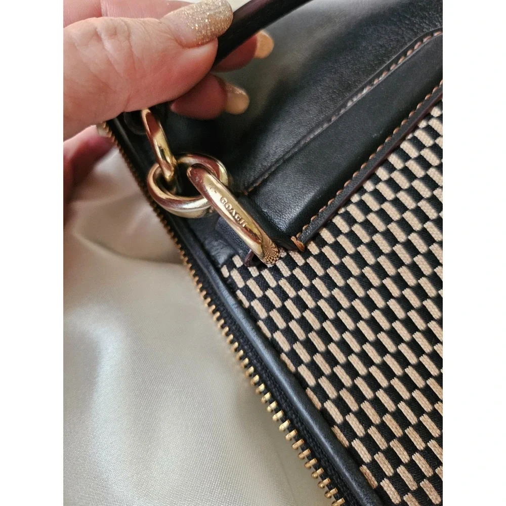COACH   Exploded Ava Tote Bag Black and Beige F57246